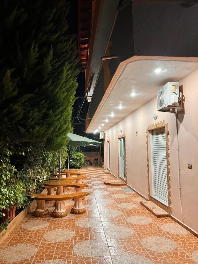 Hotel Moscopole Ksamil Exterior foto