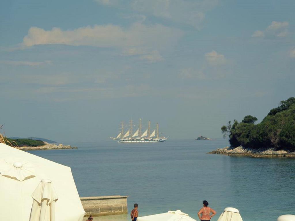 Hotel Moscopole Ksamil Exterior foto